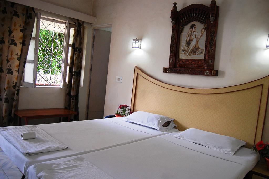 Hotel Tourist Rest House Agra Agra  Exterior photo