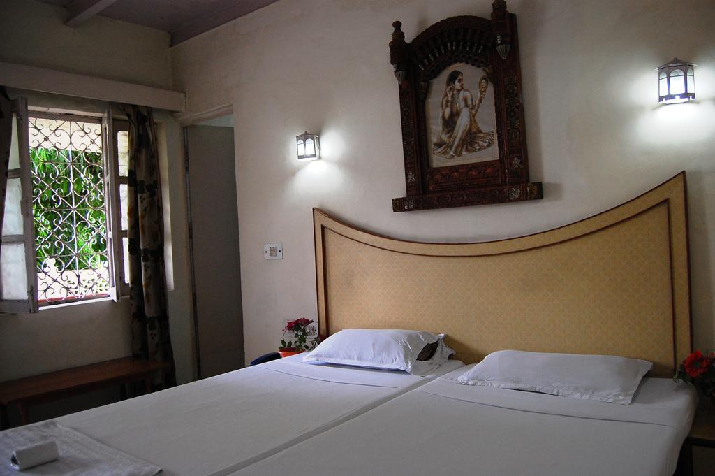 Hotel Tourist Rest House Agra Agra  Exterior photo